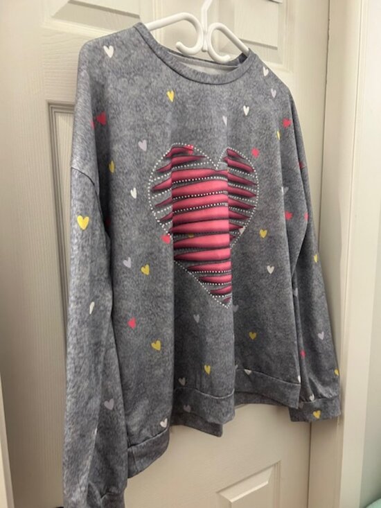 Shein Long Sleeve Sweatshirt - Picture 2 of 6